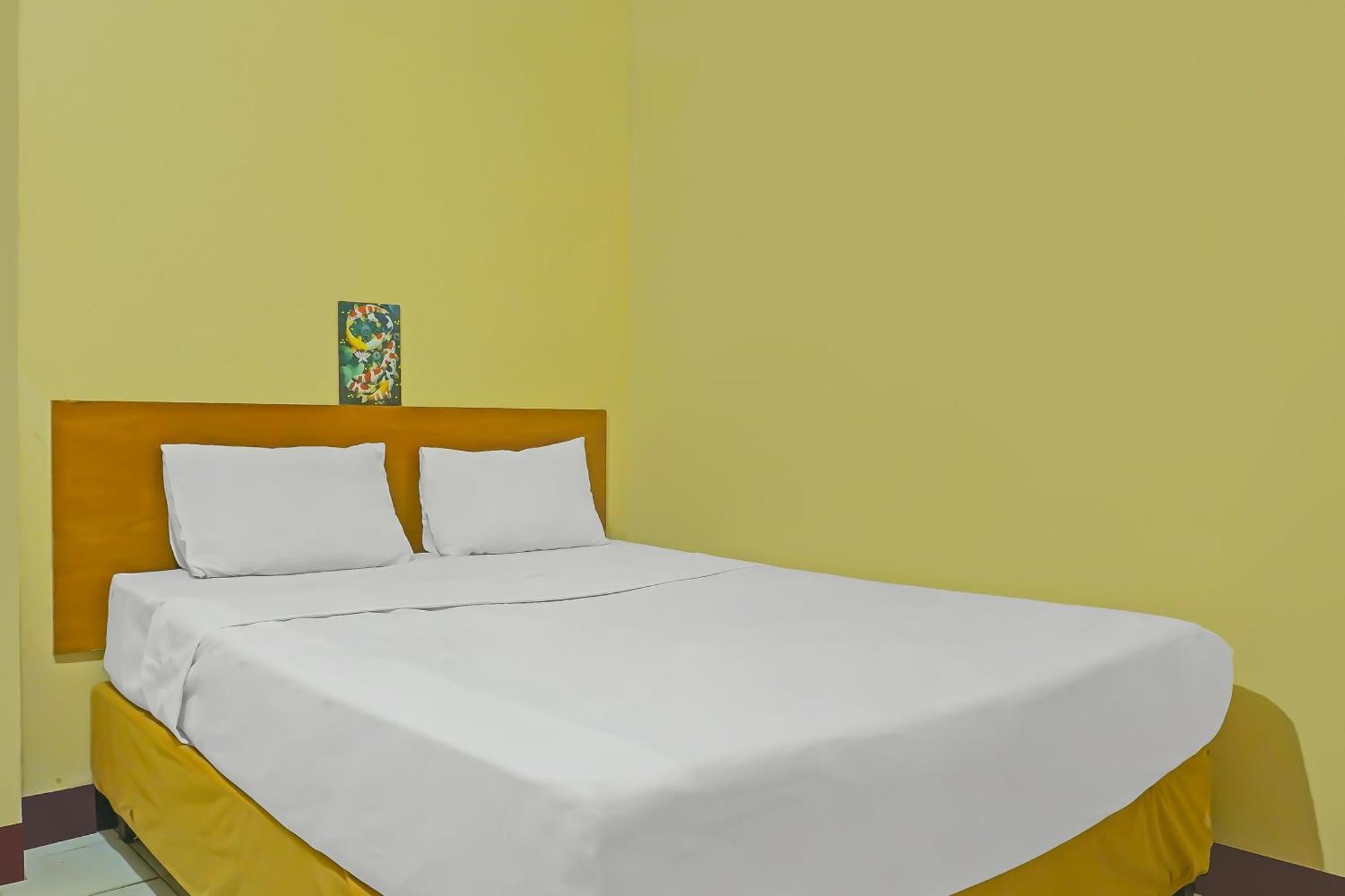 Spot On 92466 Adam Kost Syariahnearwisata Jembatan Barito Hotel Banjarmasin  Bagian luar foto