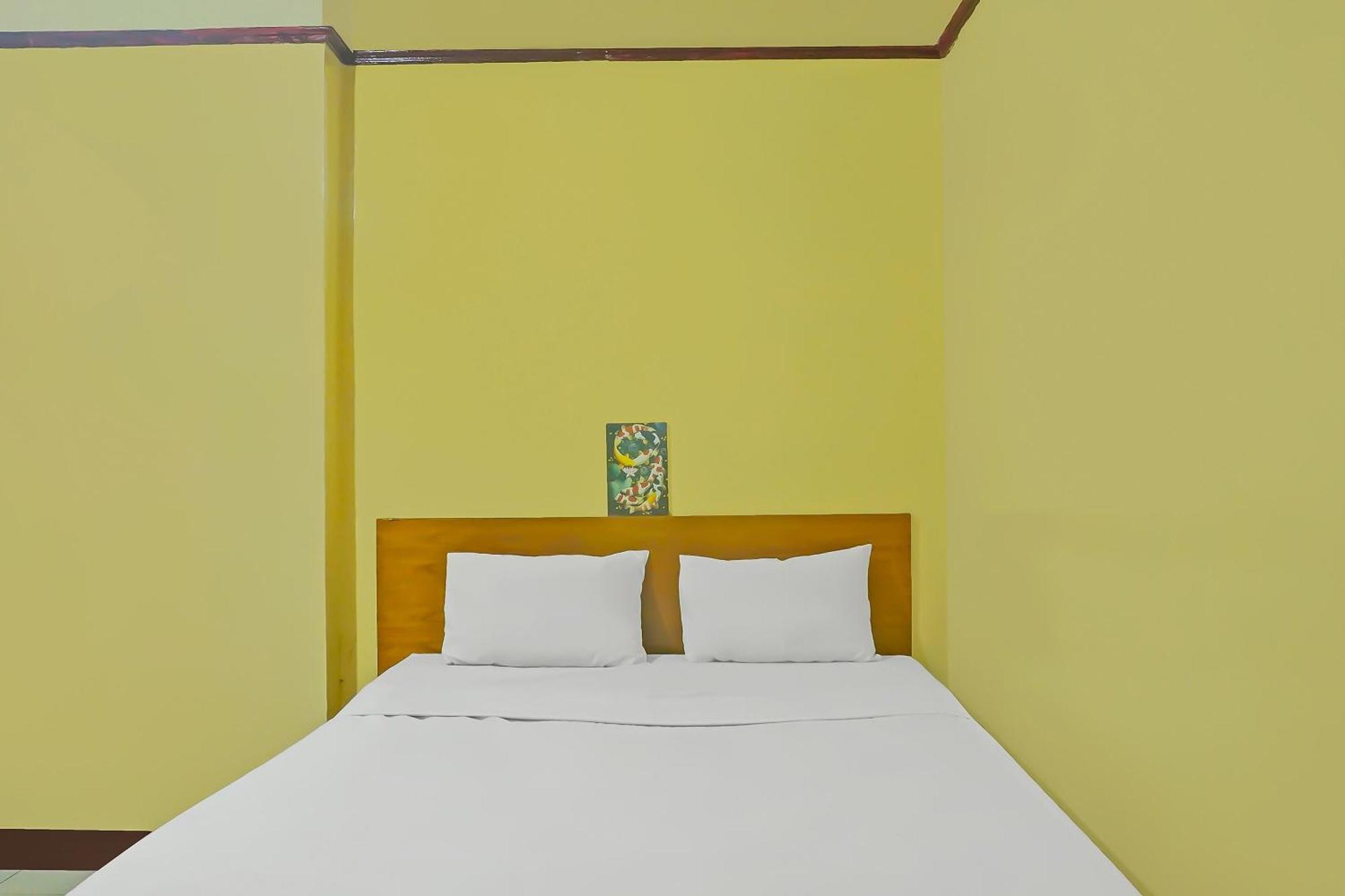 Spot On 92466 Adam Kost Syariahnearwisata Jembatan Barito Hotel Banjarmasin  Bagian luar foto