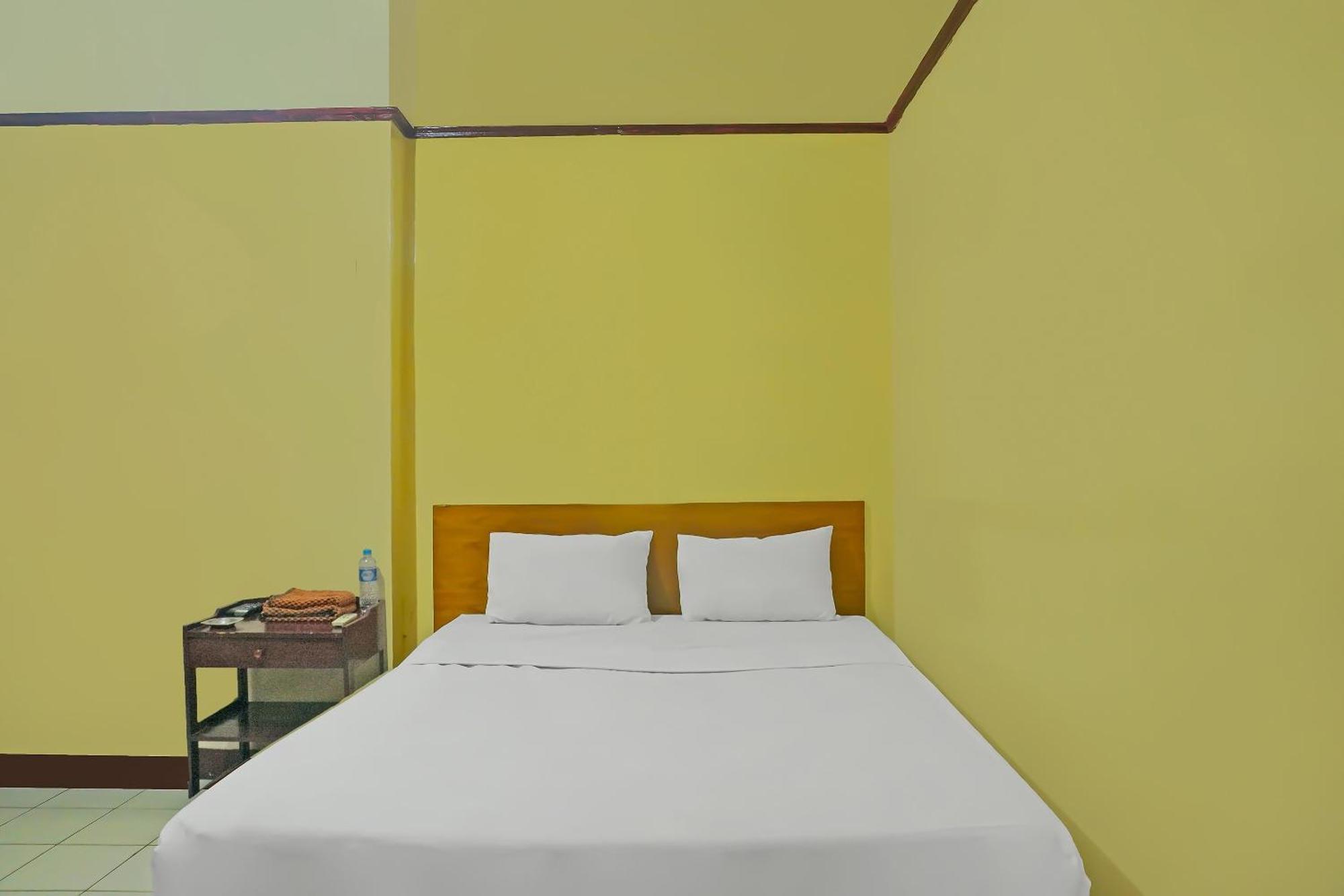 Spot On 92466 Adam Kost Syariahnearwisata Jembatan Barito Hotel Banjarmasin  Bagian luar foto